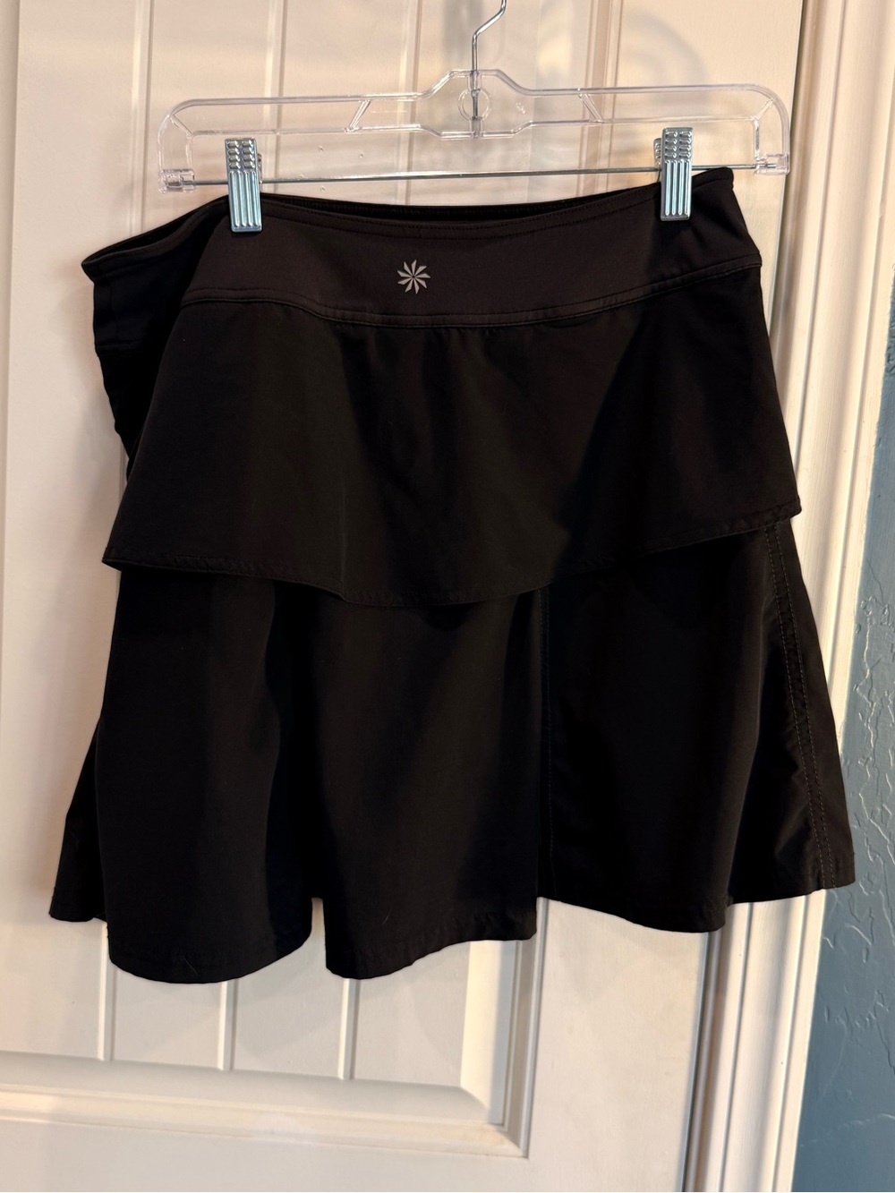 Athleta Women’s Black Athletic Skort Size 6P Built-In Shorts Skirt - Picture 3 of 13
